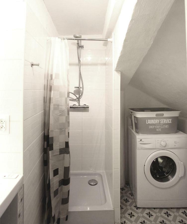 Gregbnb - T2 Ancien Et Moderne - Parking Inclus - 15Min Gare Toulon Dış mekan fotoğraf