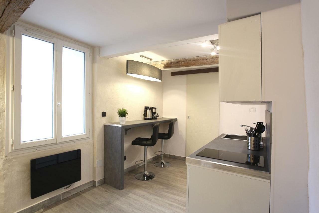 Gregbnb - T2 Ancien Et Moderne - Parking Inclus - 15Min Gare Toulon Dış mekan fotoğraf