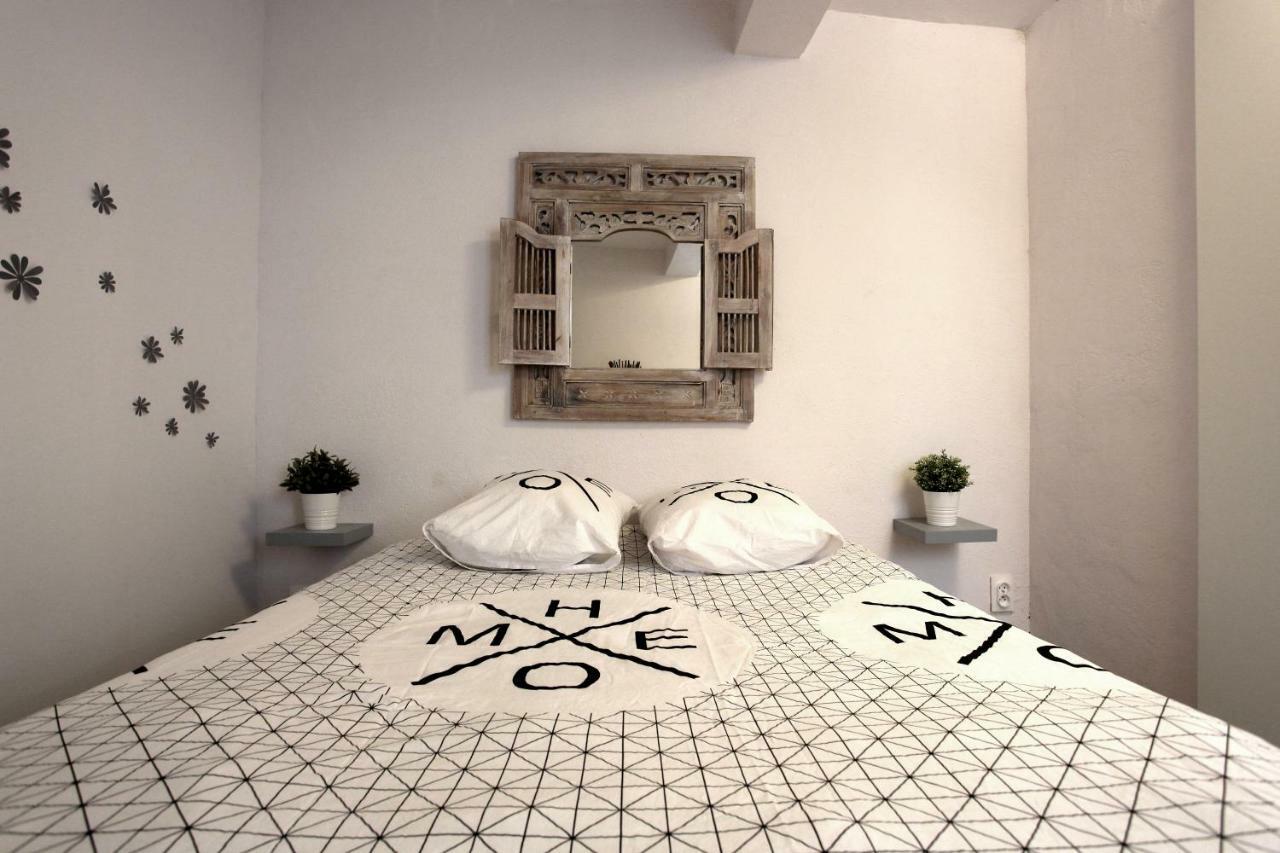 Gregbnb - T2 Ancien Et Moderne - Parking Inclus - 15Min Gare Toulon Dış mekan fotoğraf
